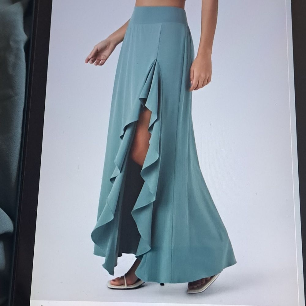 LARGE    HALARA BREEZEFUL ASYMMETRIC RUFFLE TRIM SLIT 2 IN 1 MAXI SKIRT - Picture 3 of 10